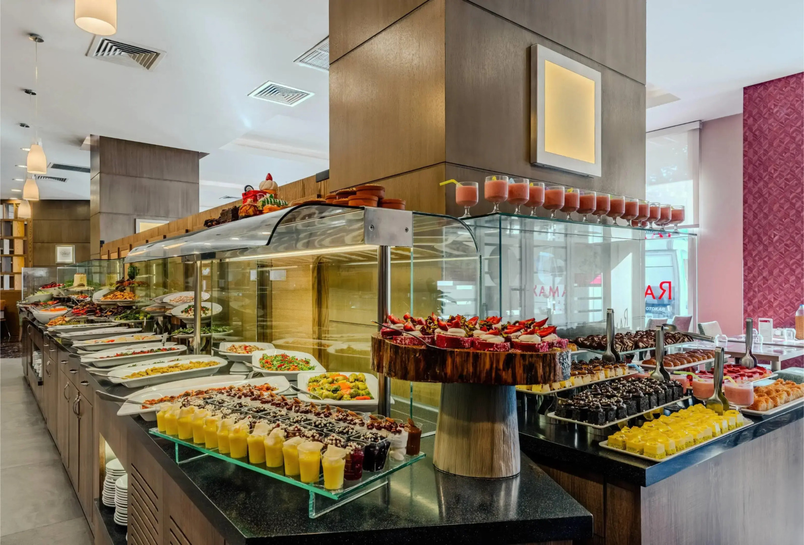 Ramada Plaza by Wyndham Izmir