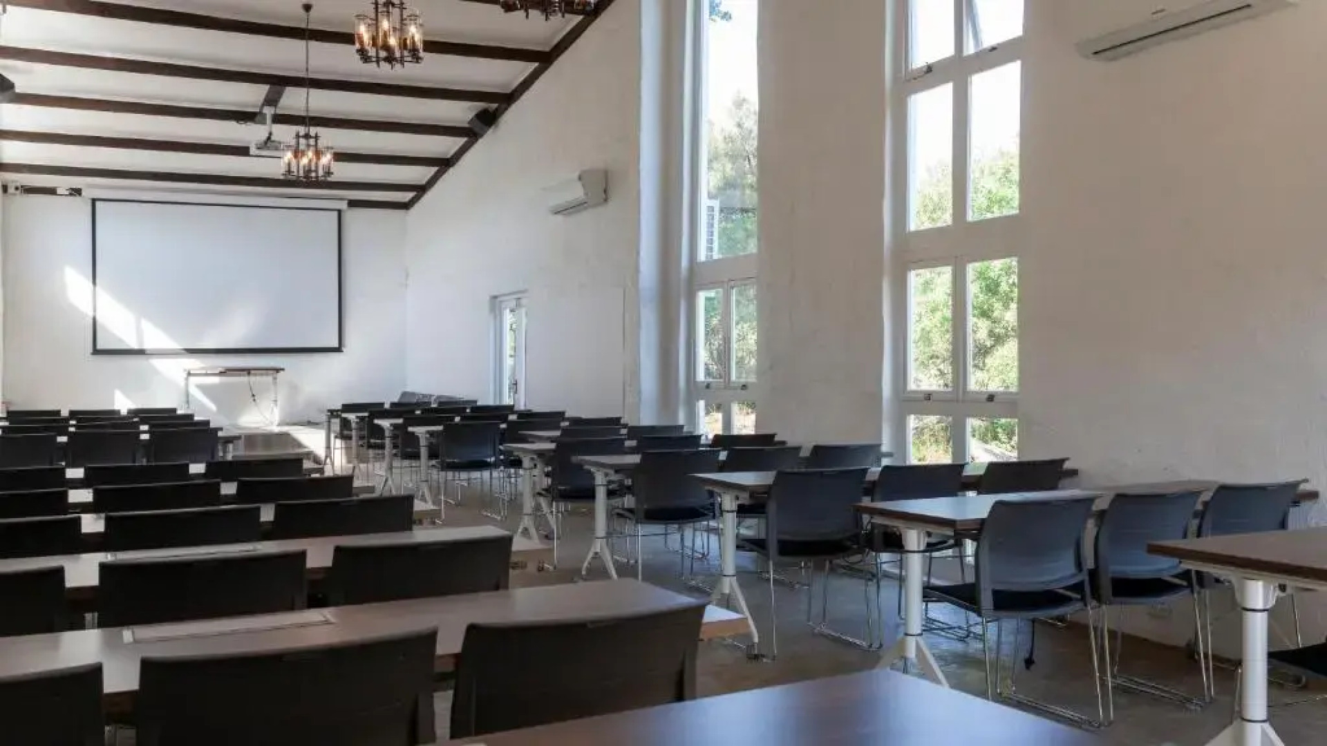 Cradle Boutique Hotel