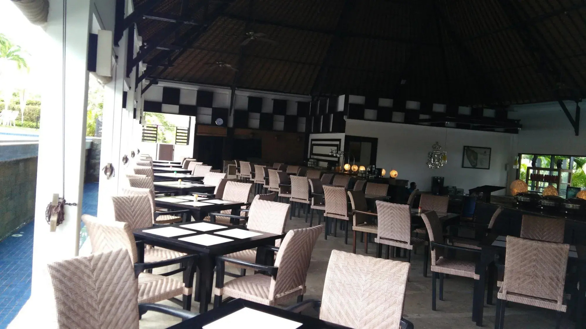 Royal Pool Villa Club