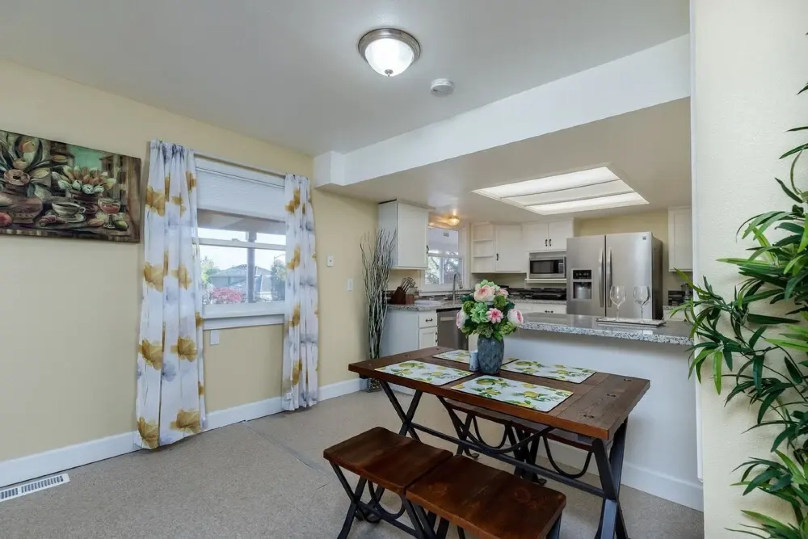 Happy Valley Bright Urban House