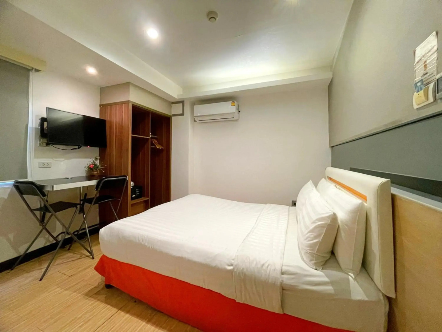 Отель Arawana Express Phromphong