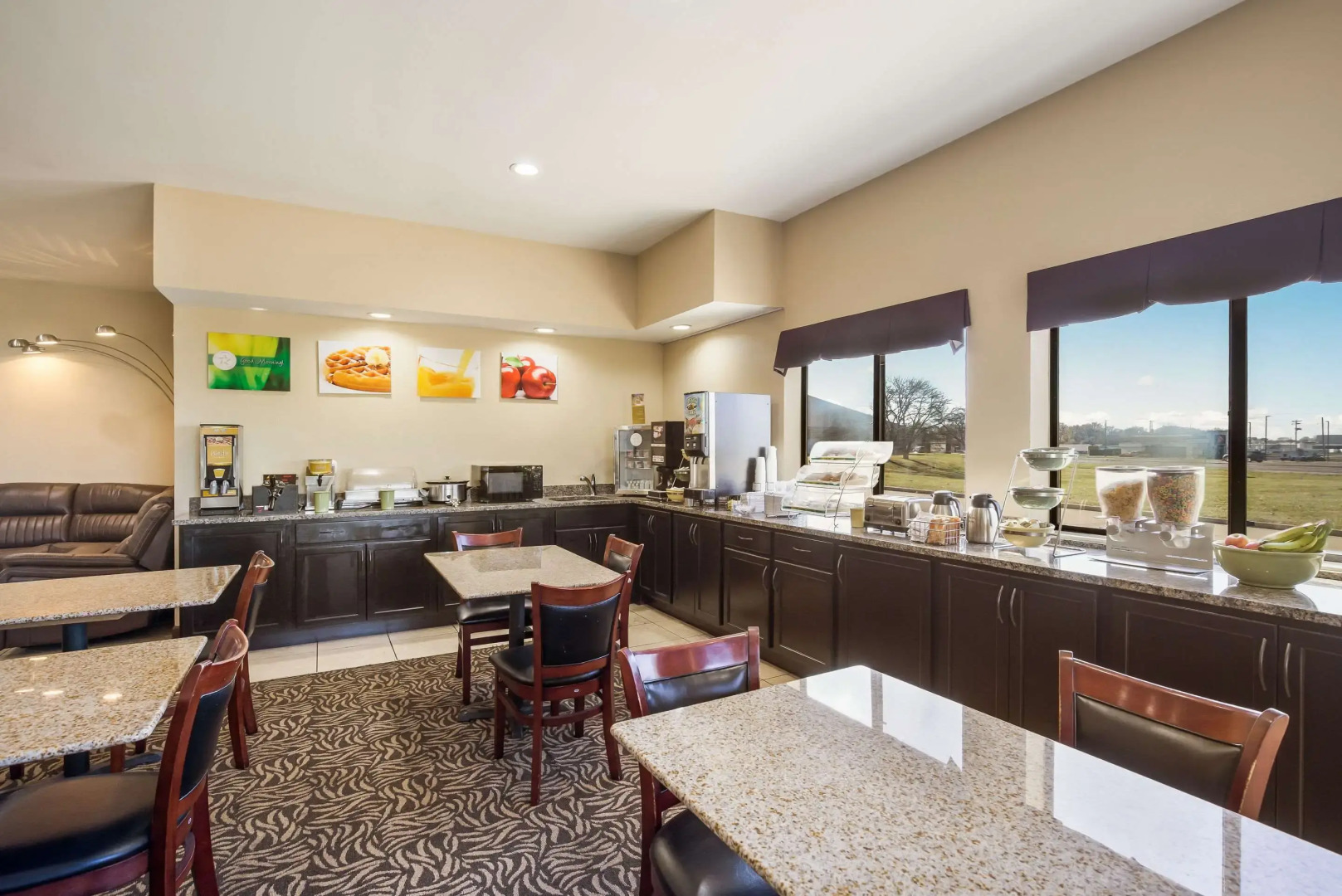 Quality Inn & Suites Caseyville - St. Louis