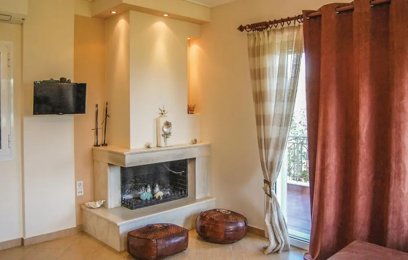 Stunning Home in Livanates With 2 Bedrooms