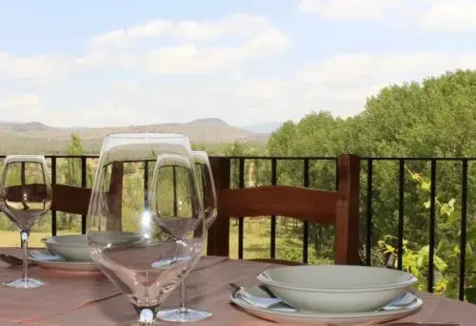 Apartamentos Turisticos Sanahuja