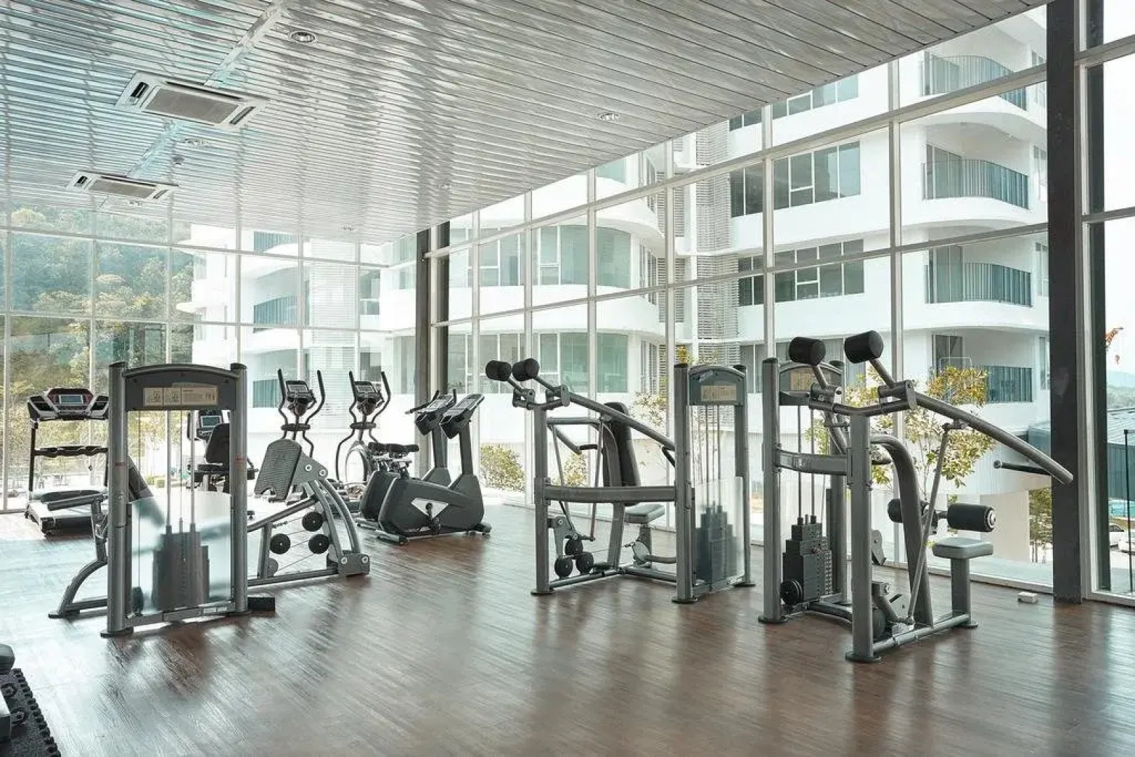 Sri Beverly Hills Near KLIA & KLIA2 & F1