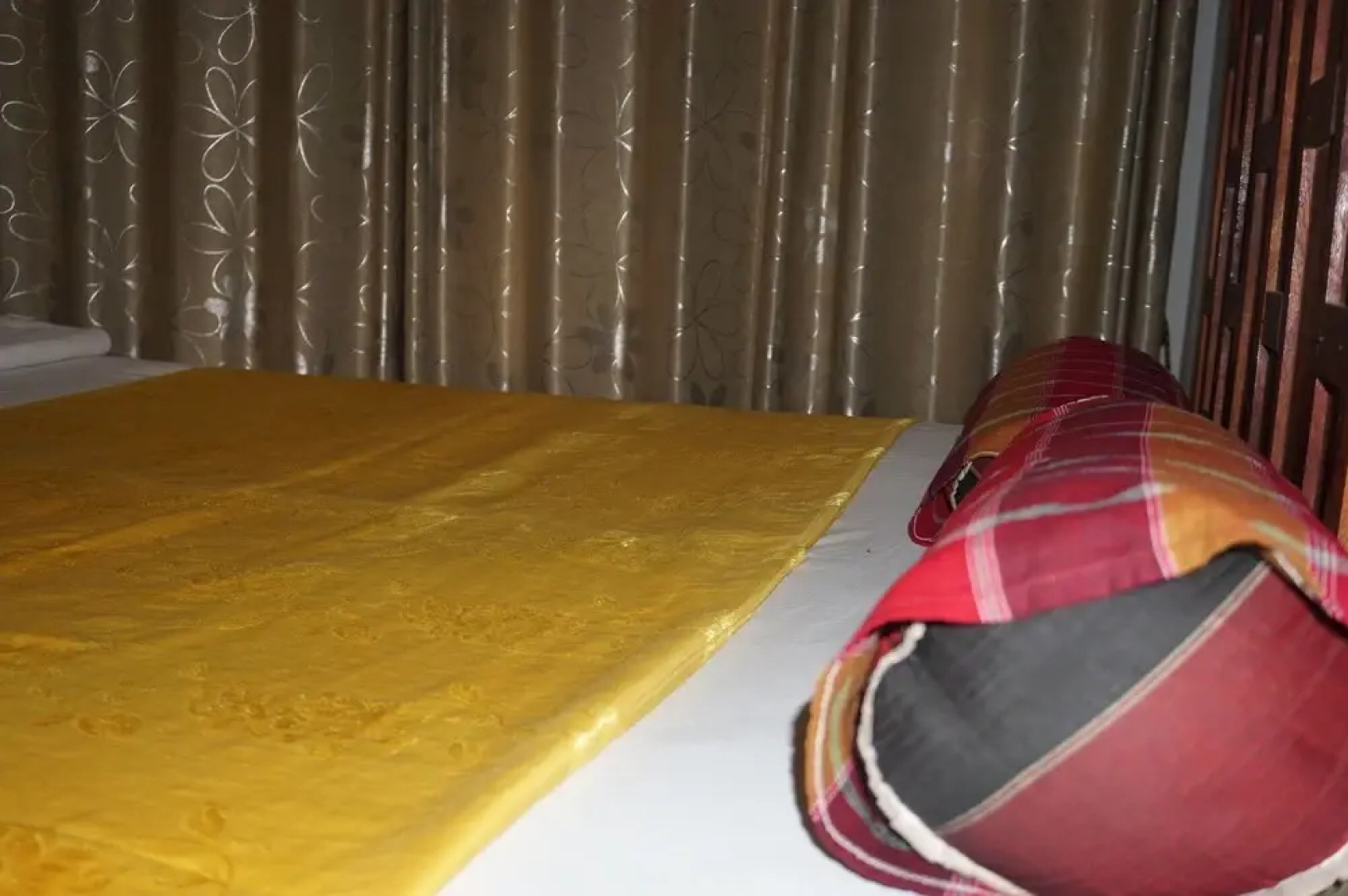 Jiratchaya Garden Hotel