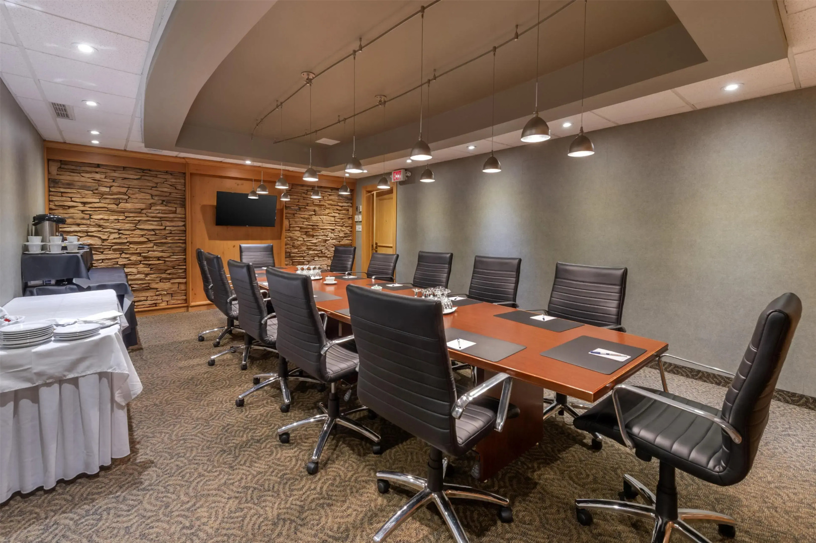 Best Western Parkway Inn & Conference Centre