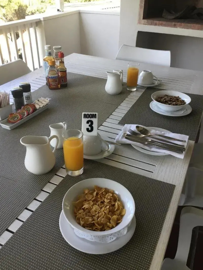 South Villa Guesthouse & Garden