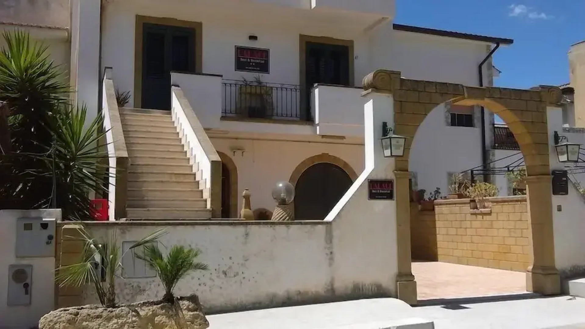 Palace Bed & Breakfast