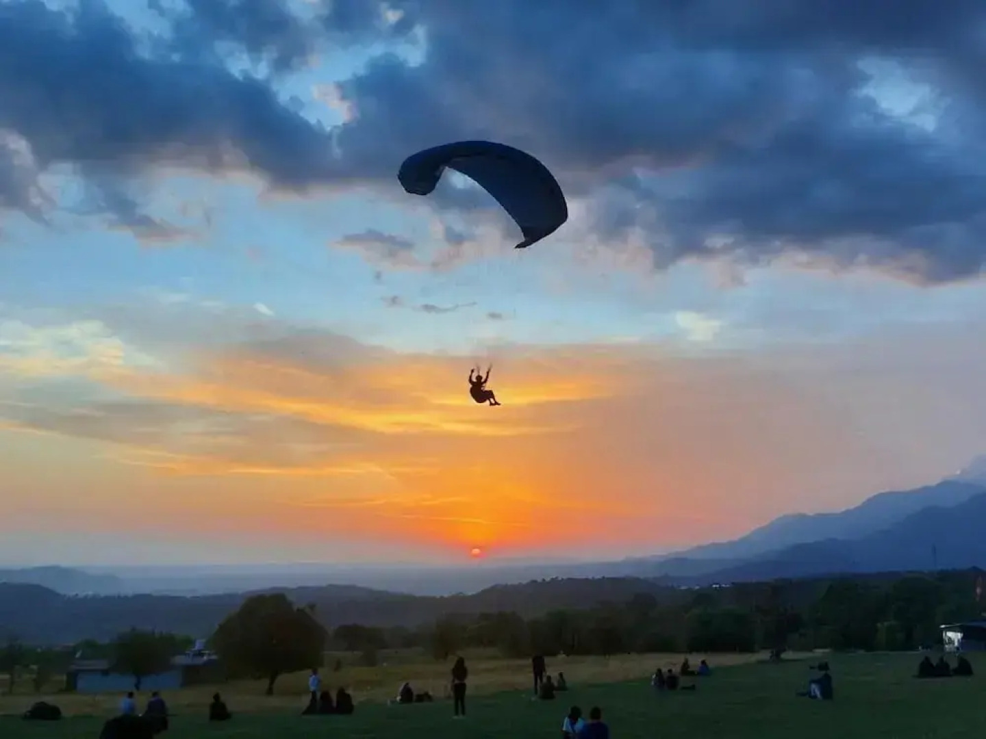 The Lost Hostels-Bir - Landing Site