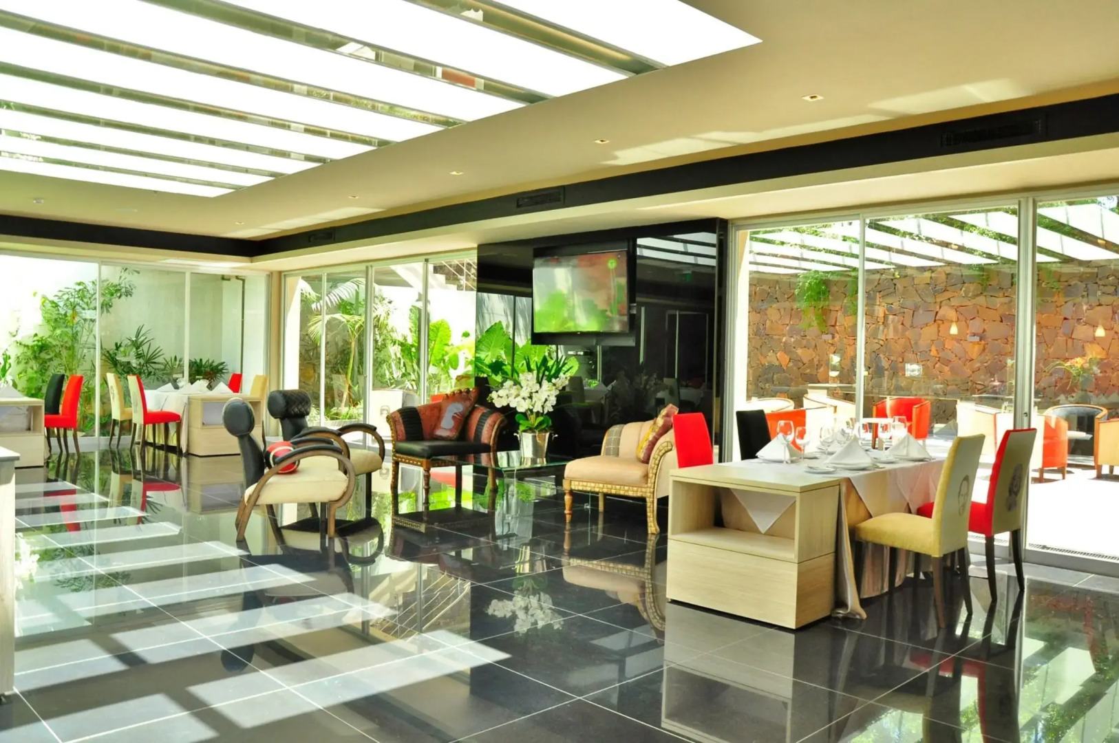 Savoy Hotel Encarnación