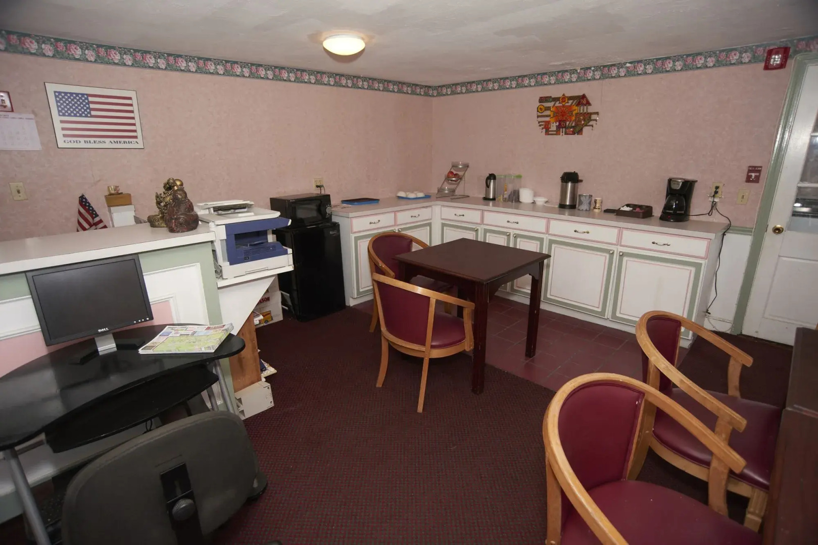 Knights Inn  Centerville MA