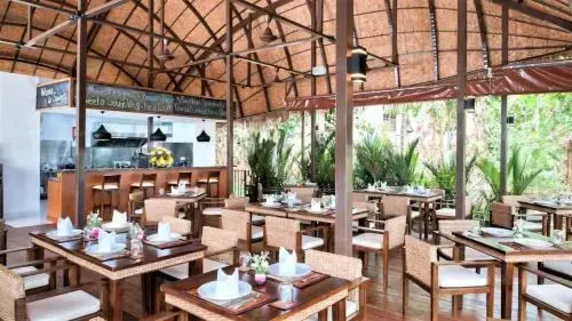 Kata Ocean View Condominium By Lofty