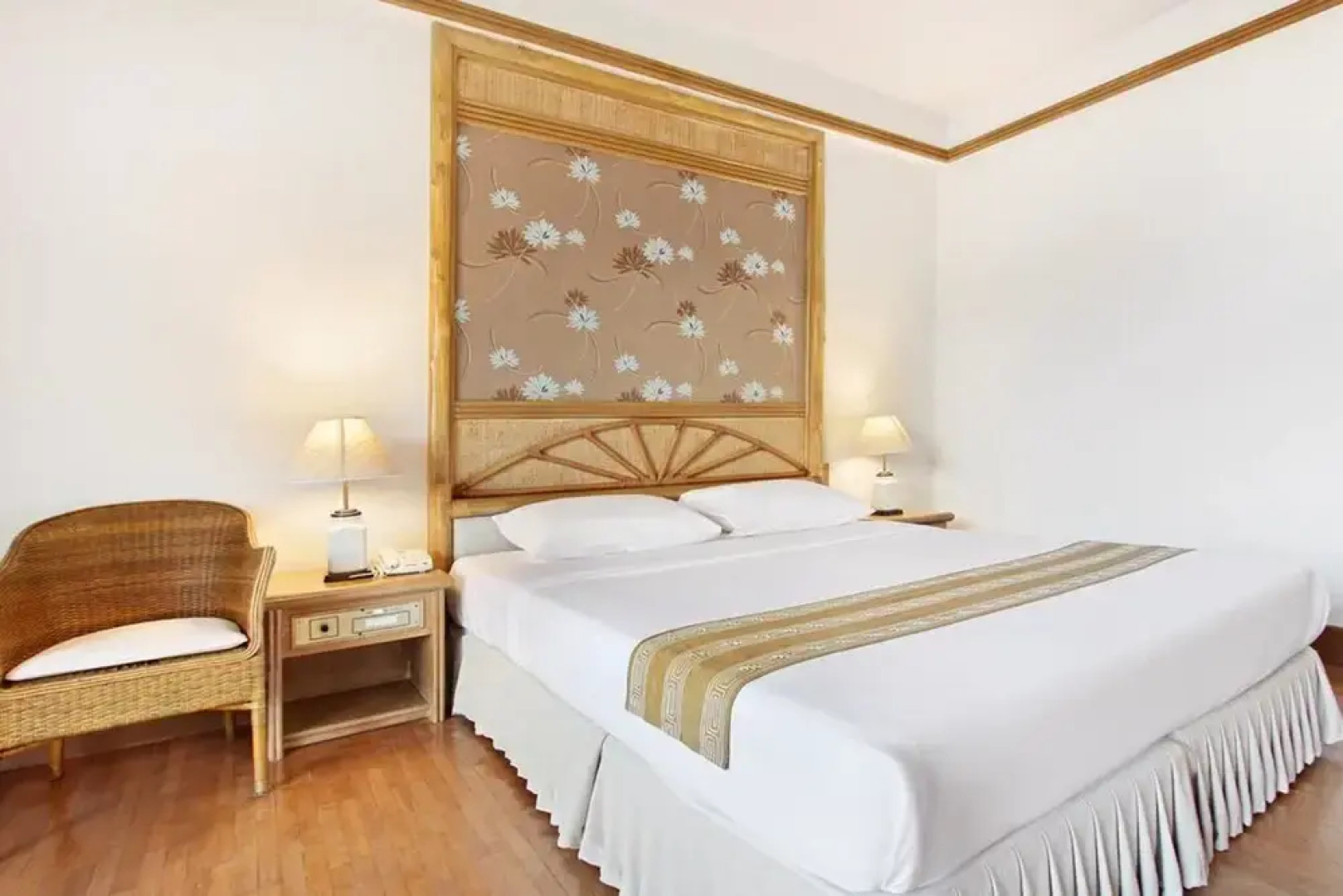 Rayong Chalet Hotel and Resort