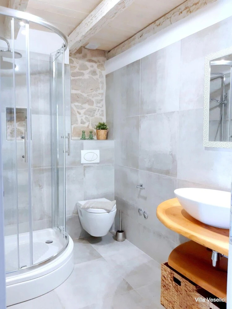 Villa With 3 Bedrooms in Ripenda Verbanci, With Wonderful Mountain View, Private Pool, Enclosed Garden - 5 km From the Beach