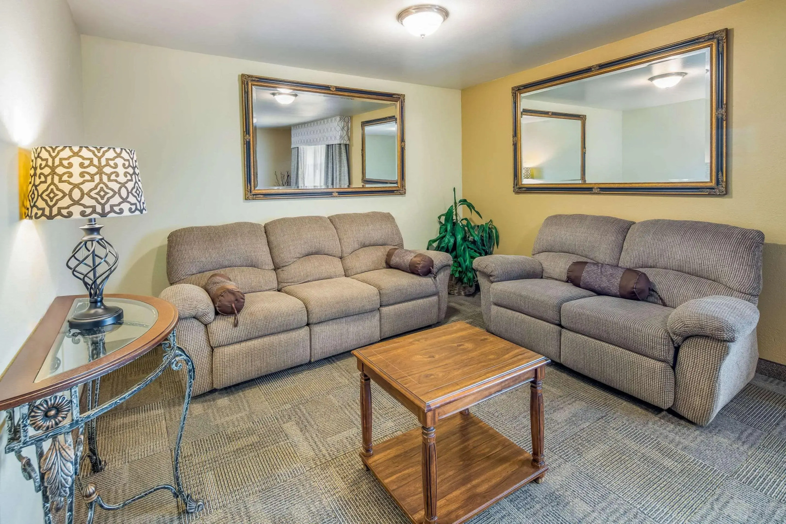 Clarion Hotel & Suites Fairbanks near Ft. Wainwright