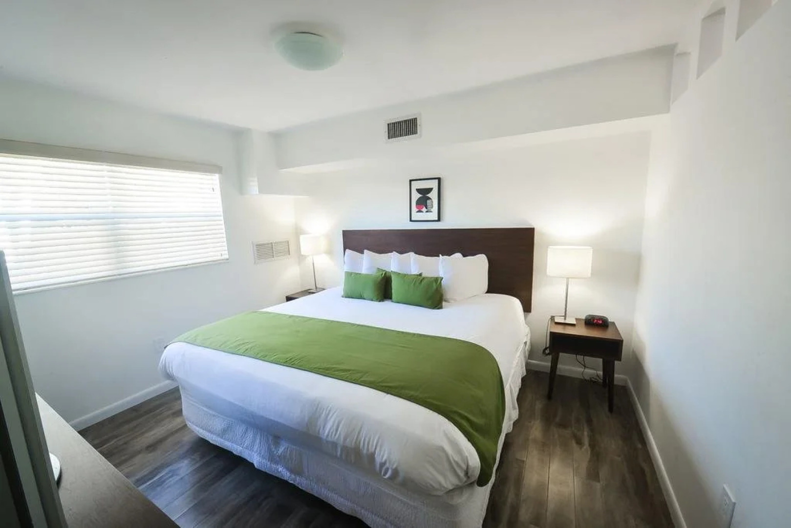 Regency Inn & Suites