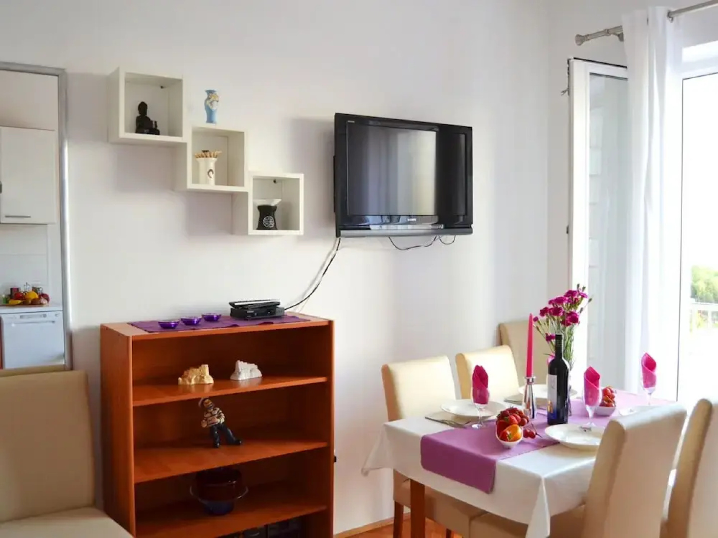 Apartments Lina - Three Bedroom Apartment With Two Balconies and Sea View