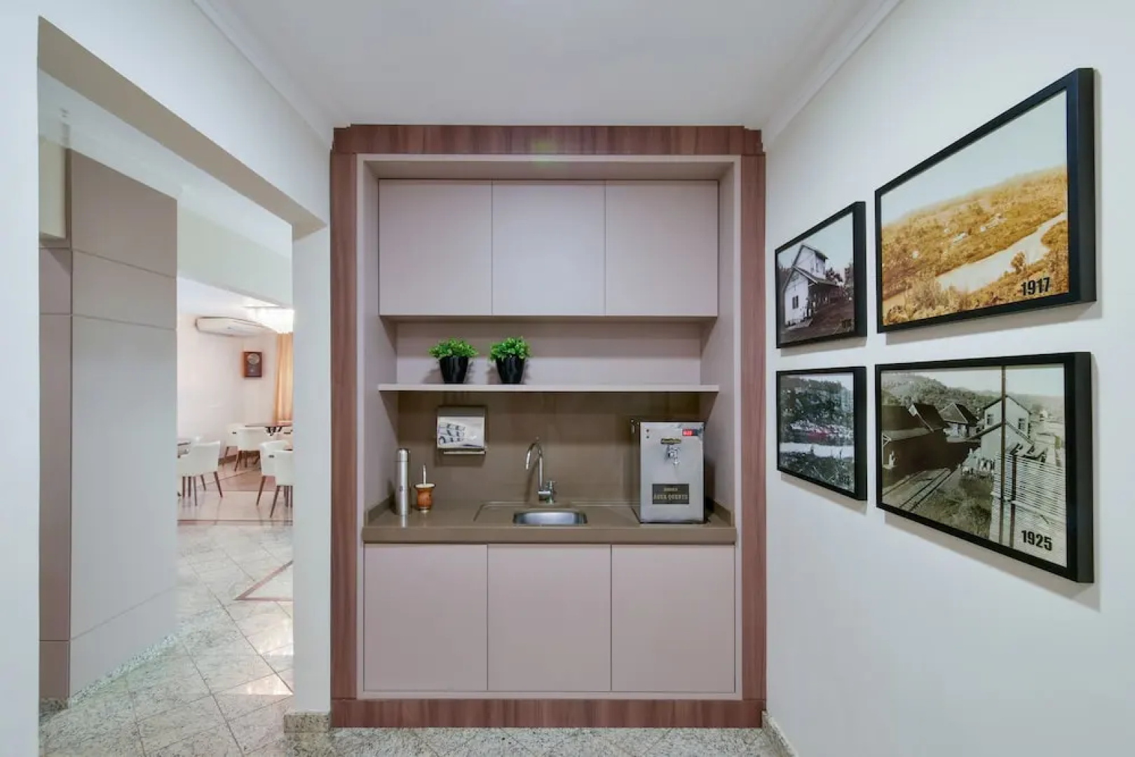 Hotel Tirolesa