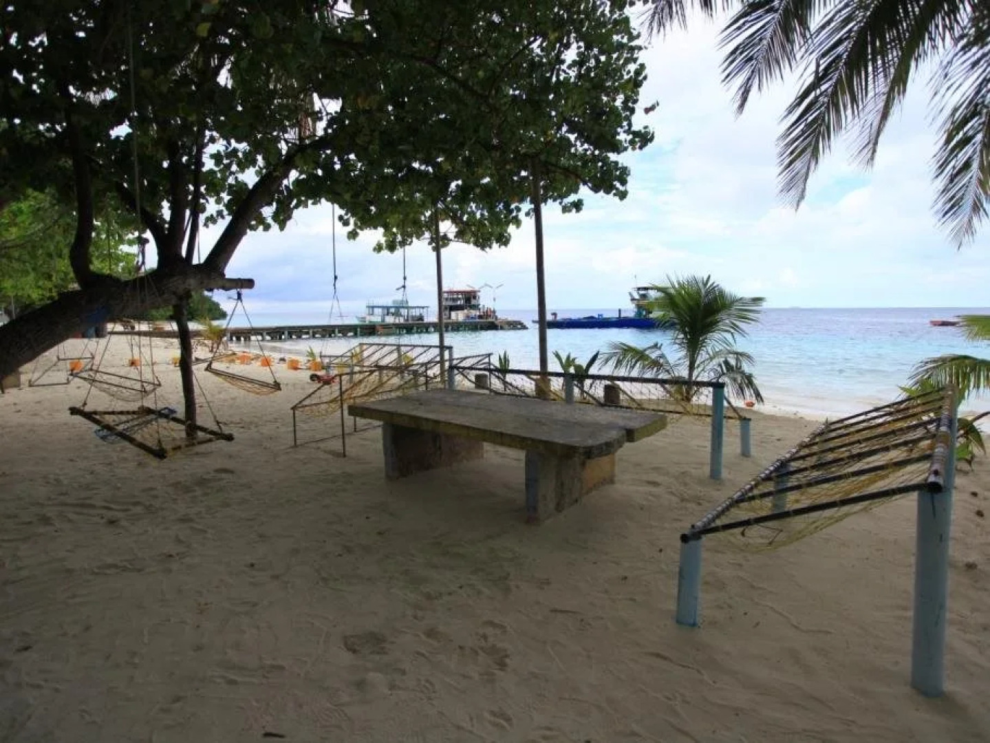 Roashanee Guest House