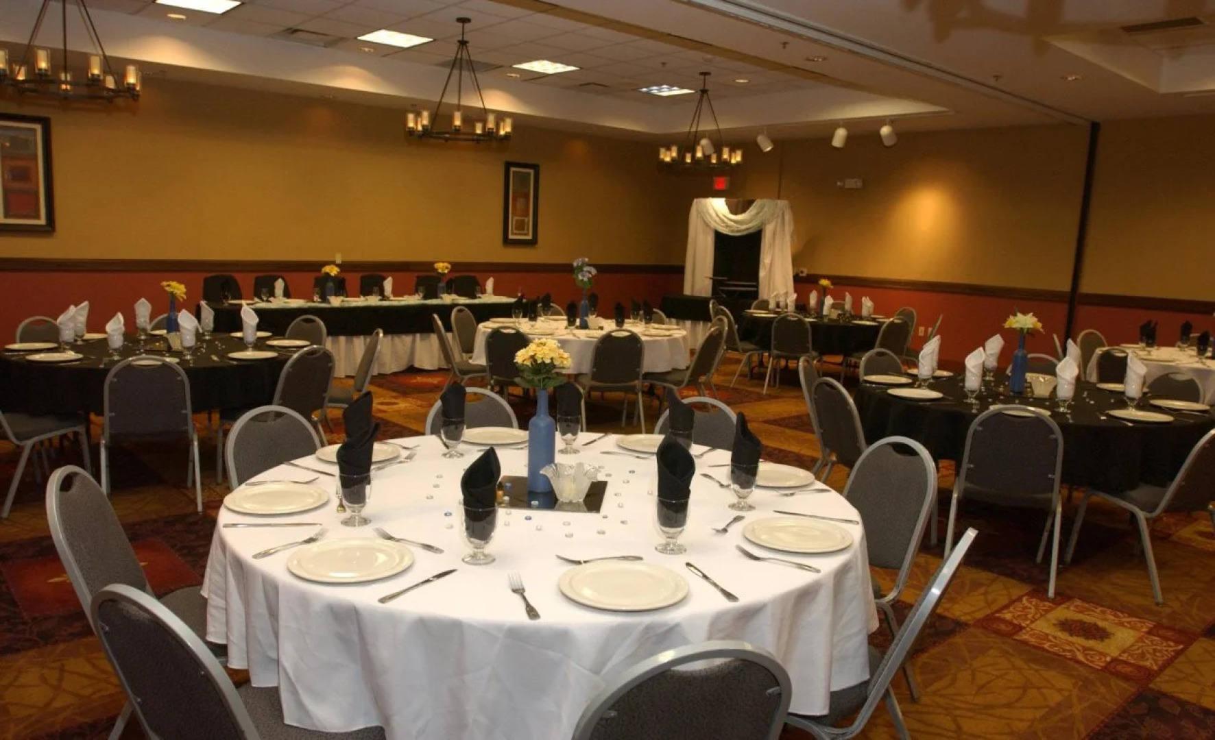 DoubleTree by Hilton Owatonna