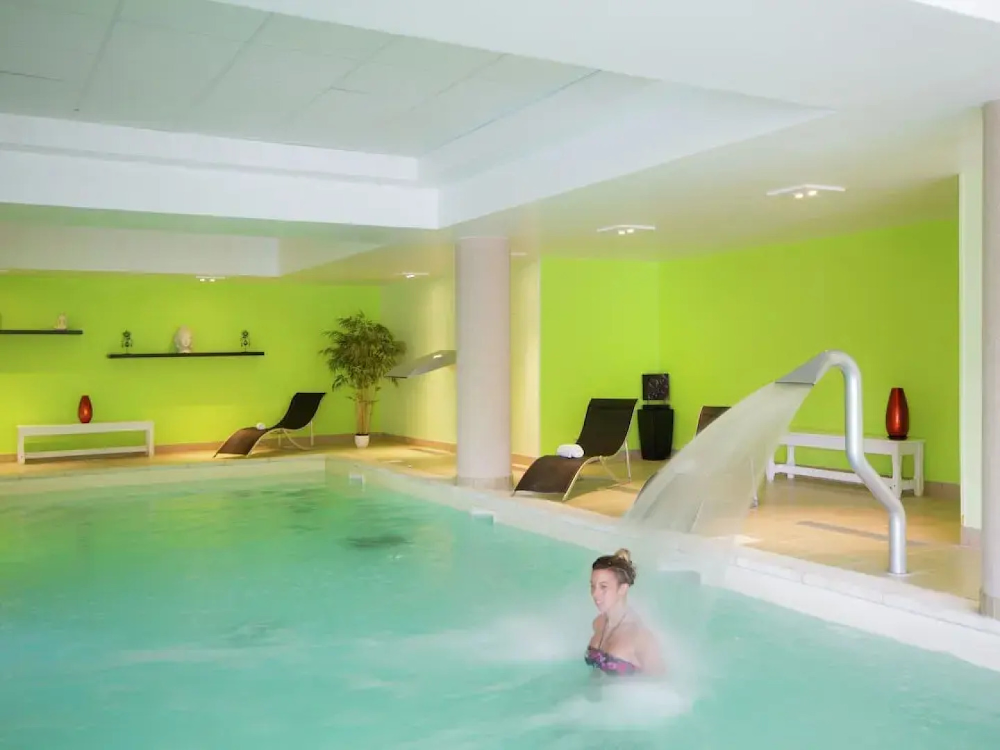 Family Apartment With Balcony 200 m. From the City Center