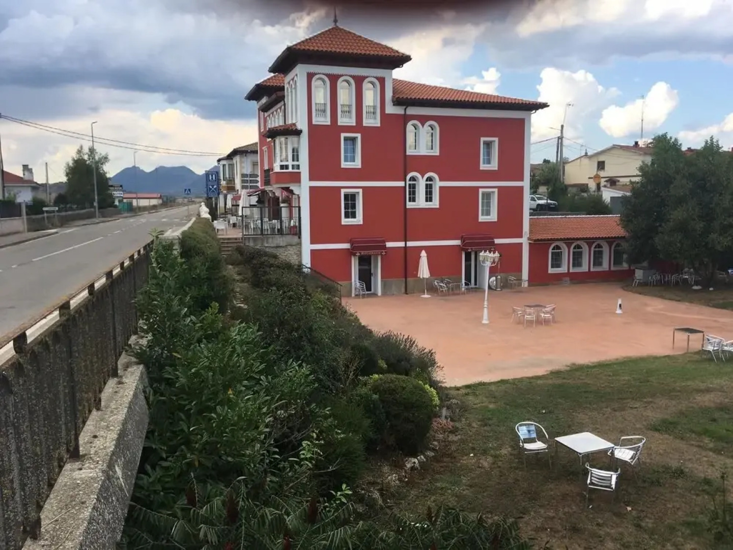 Hotel Restaurante Puente Romano