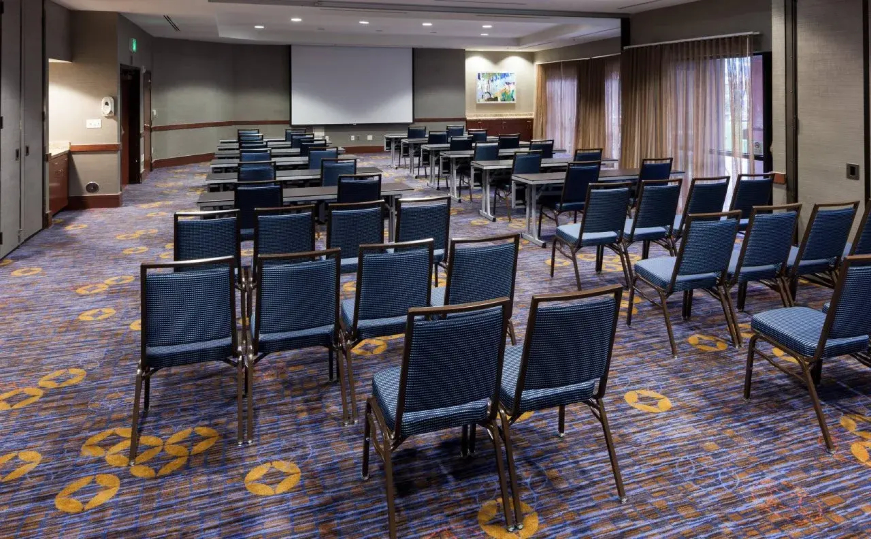 Courtyard by Marriott Los Angeles Burbank Airport