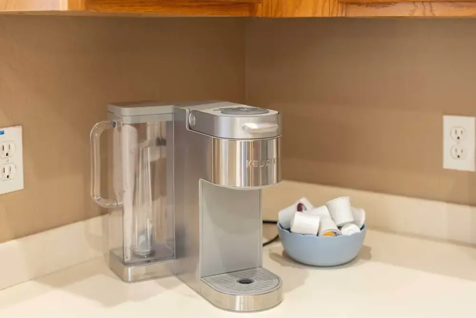 Sunny San Tan Valley Home w/ Backyard Oasis!