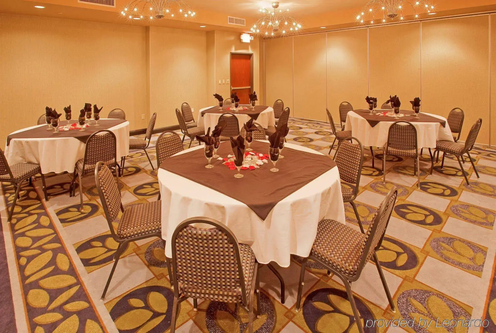 DoubleTree by Hilton Fort Worth Fossil Creek