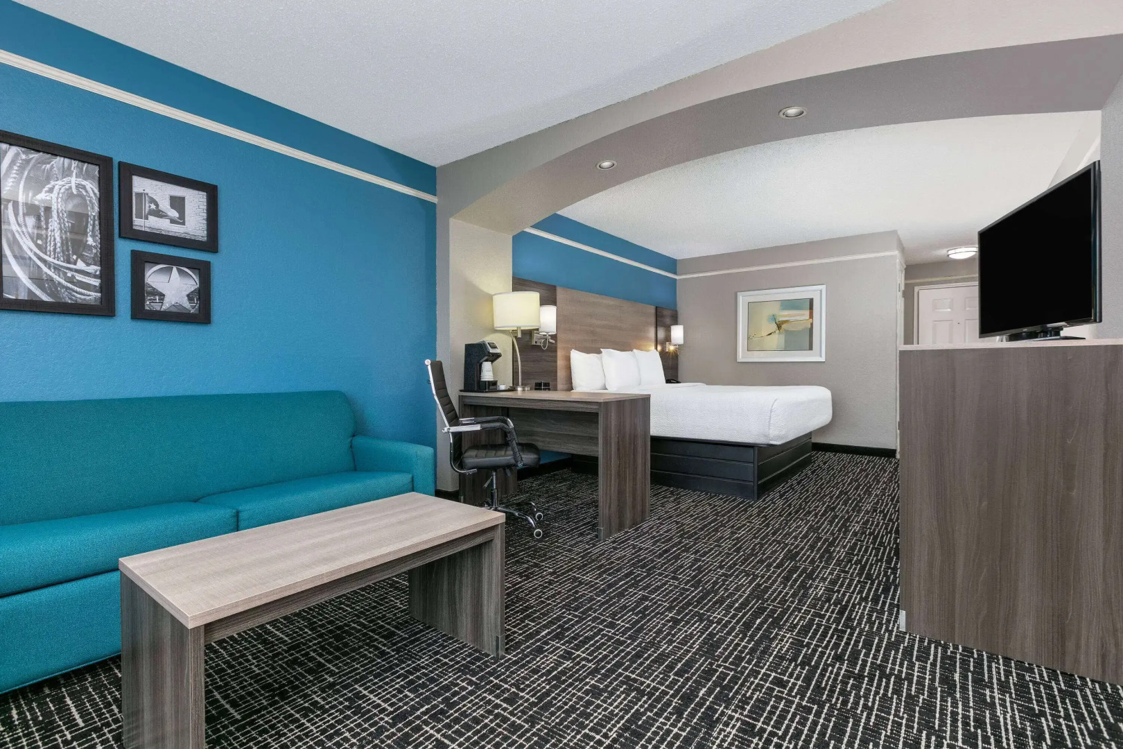 La Quinta Inn & Suites by Wyndham Weatherford