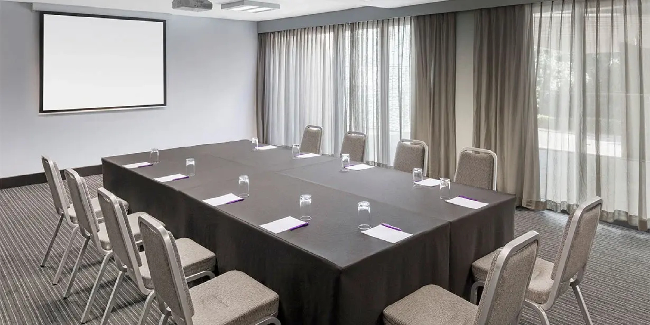 Adina Apartment Hotel Darwin Waterfront