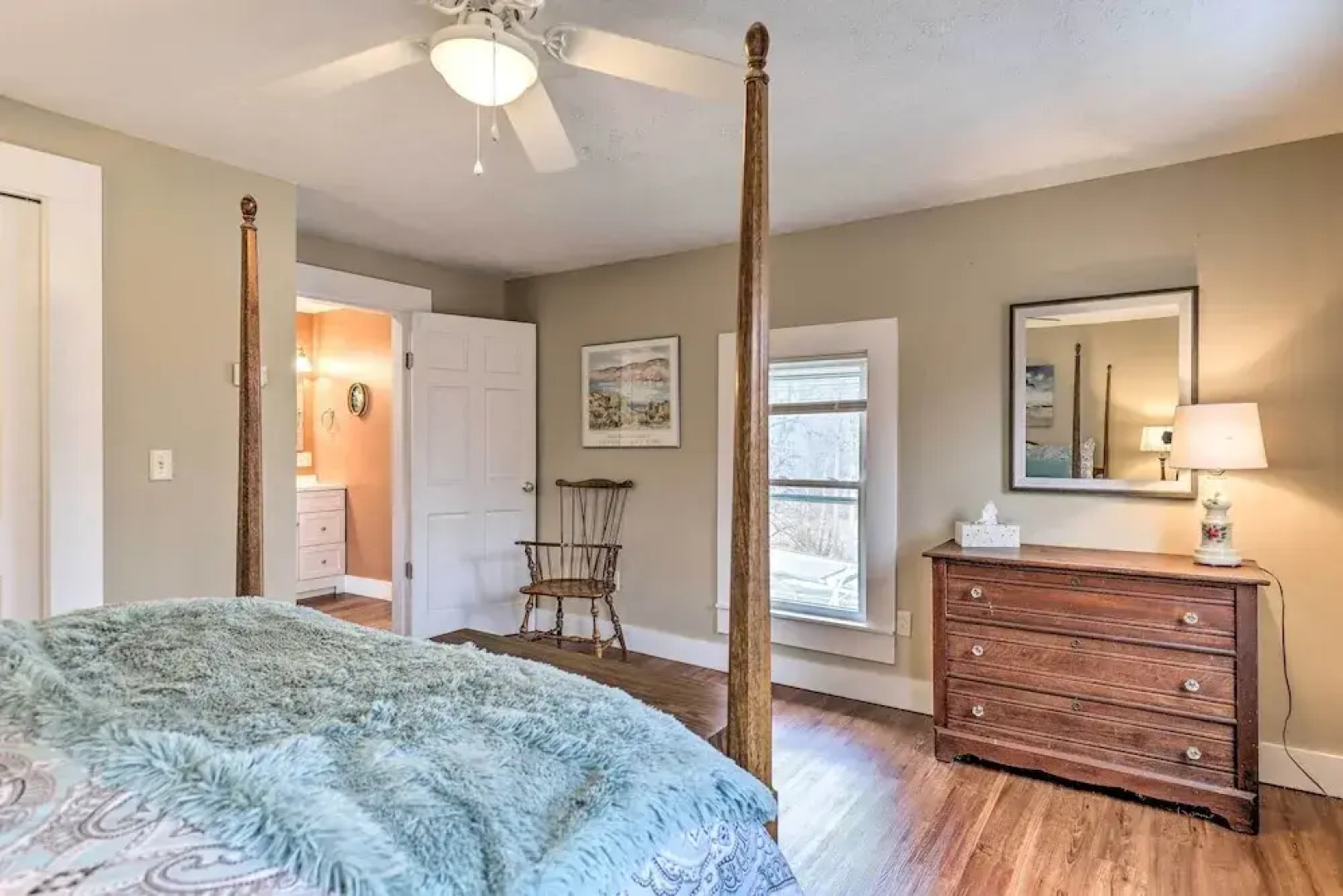 Lovely Finger Lakes Vacation Home Near Seneca Lake