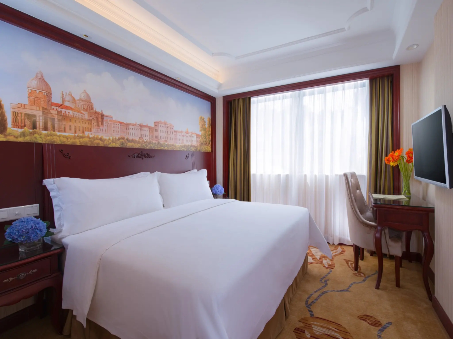Vienna Hotel Shenzhen Dongmen Hubei Subway Station Branch