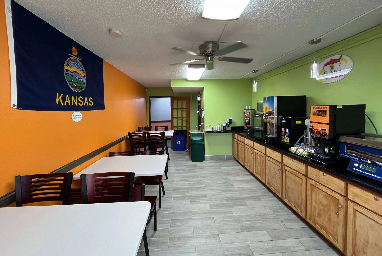 Super 8 by Wyndham Emporia