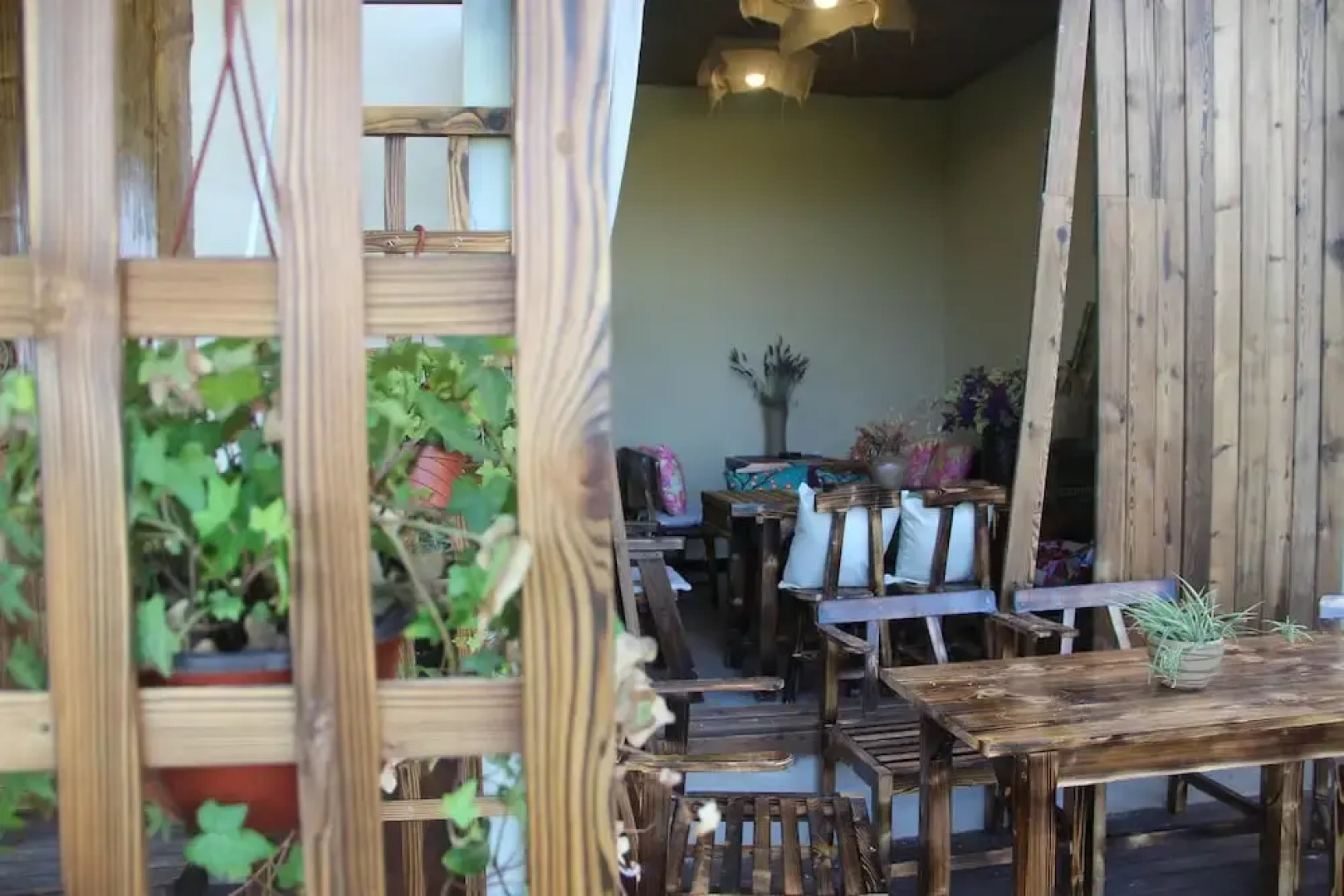 Buyi Hotel Resort Fuxian Lake