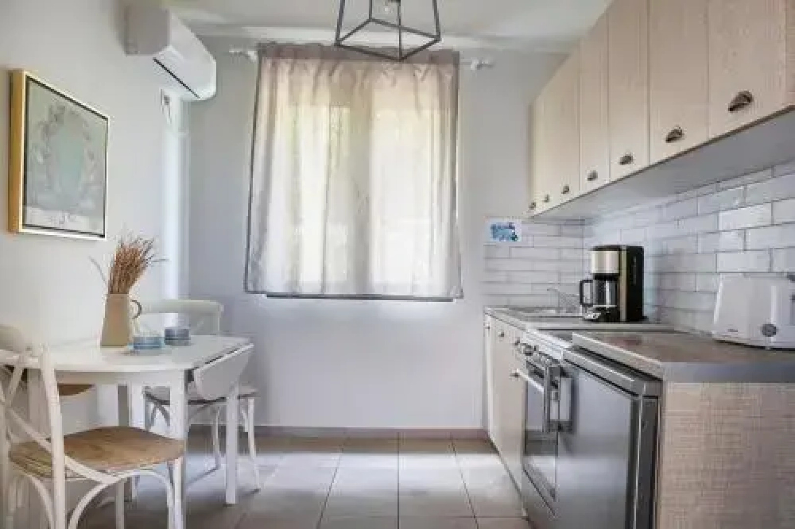 Martini Waterfront Suites