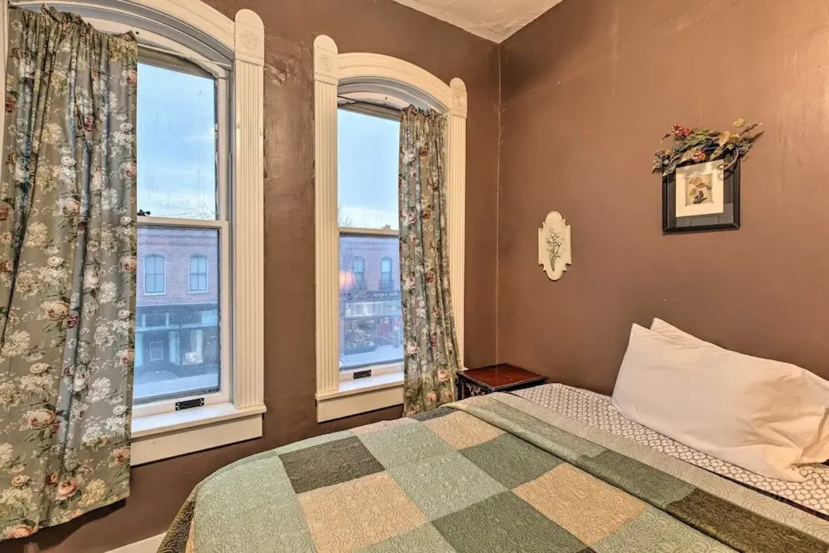 Pet-friendly Apt: Walk to Missouri River!