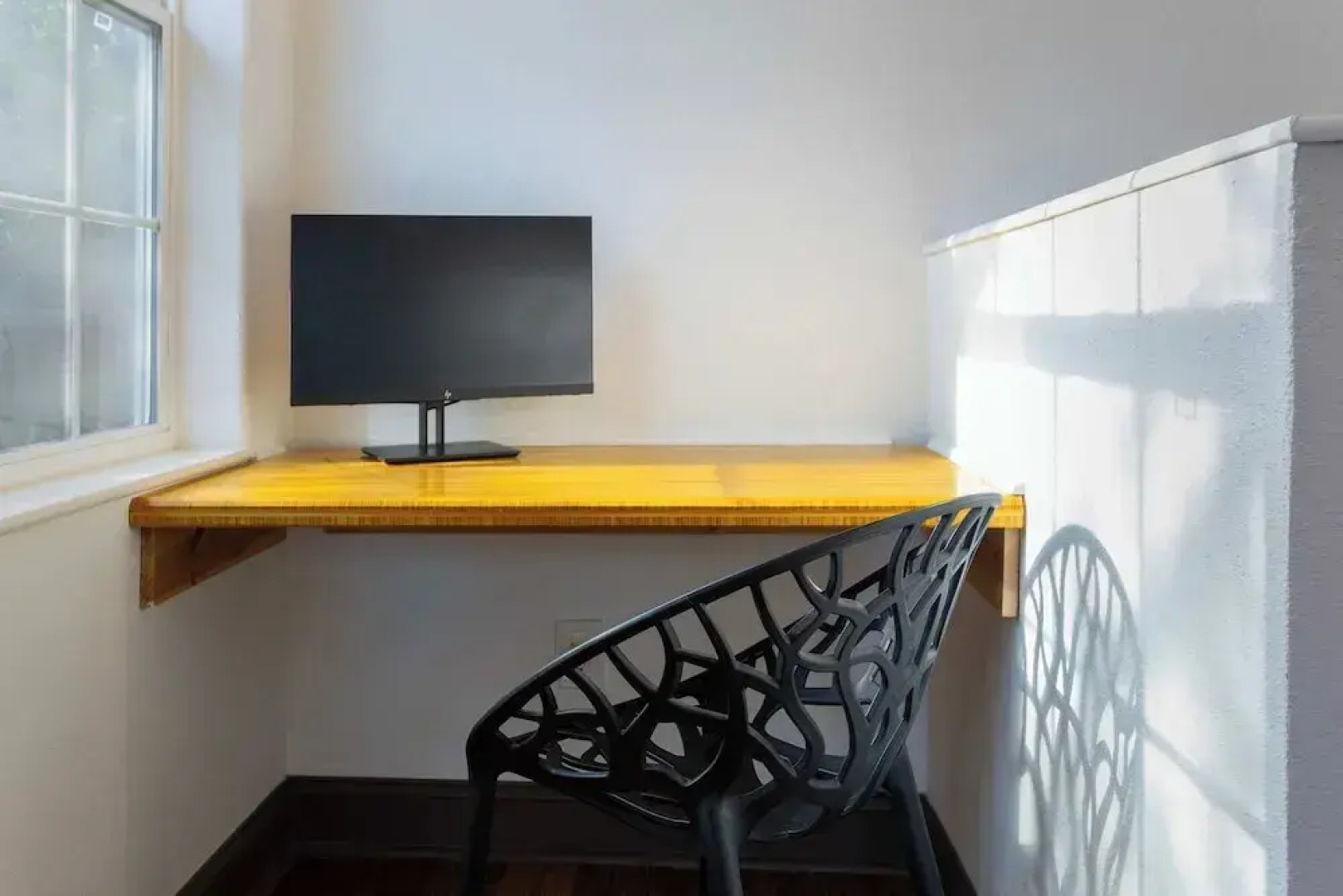 Willie's Hill Country Hideaway - Stay for 8 With Hot Tub & Fire Pit