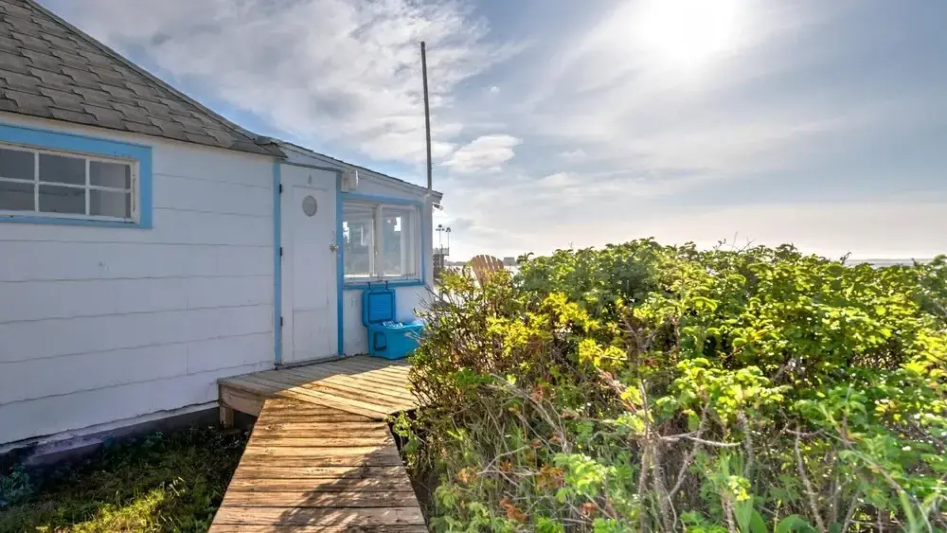 Bungalow 4 - 1br, Waterfront