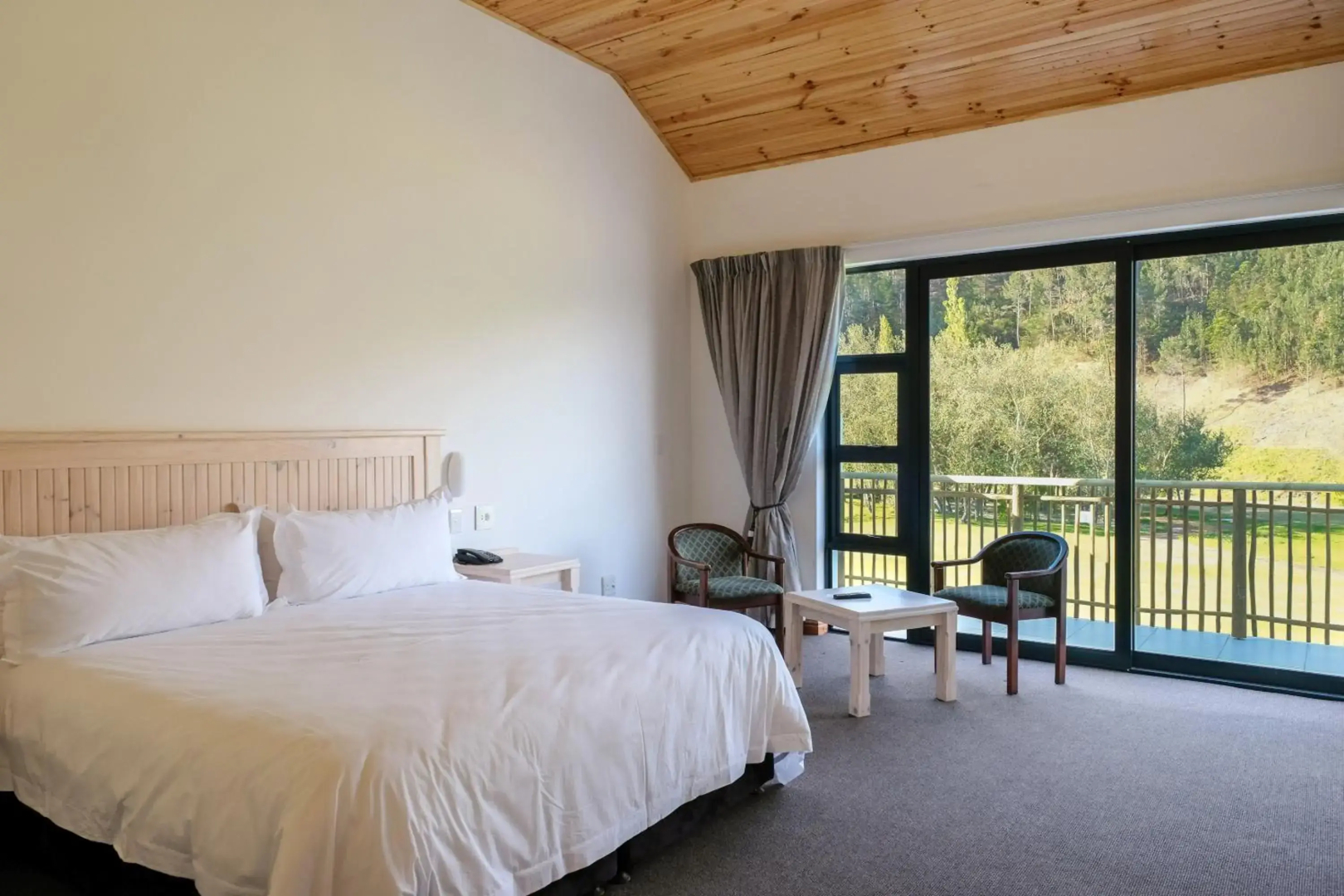 Houw Hoek Hotel