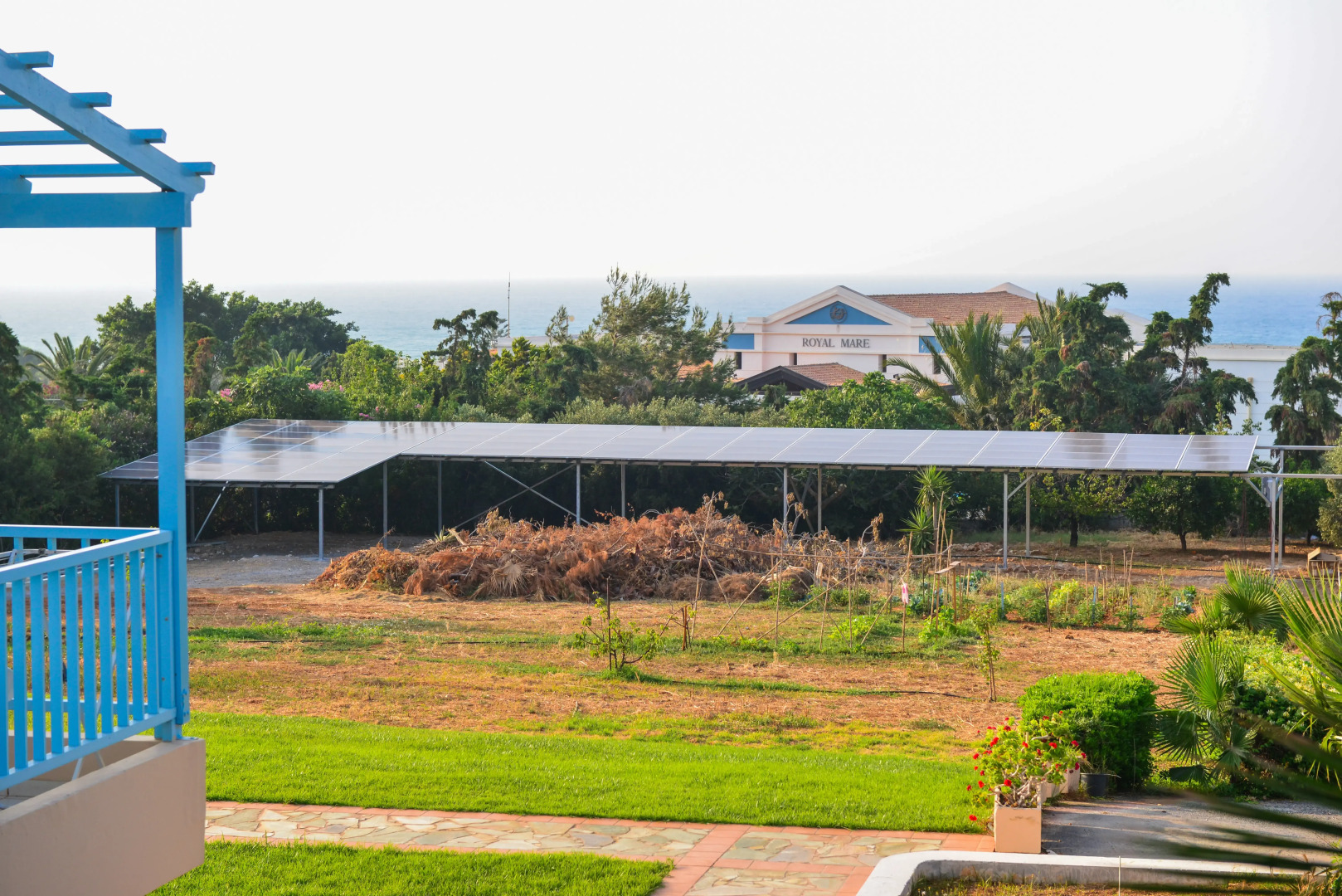 Golden Dream Apartments