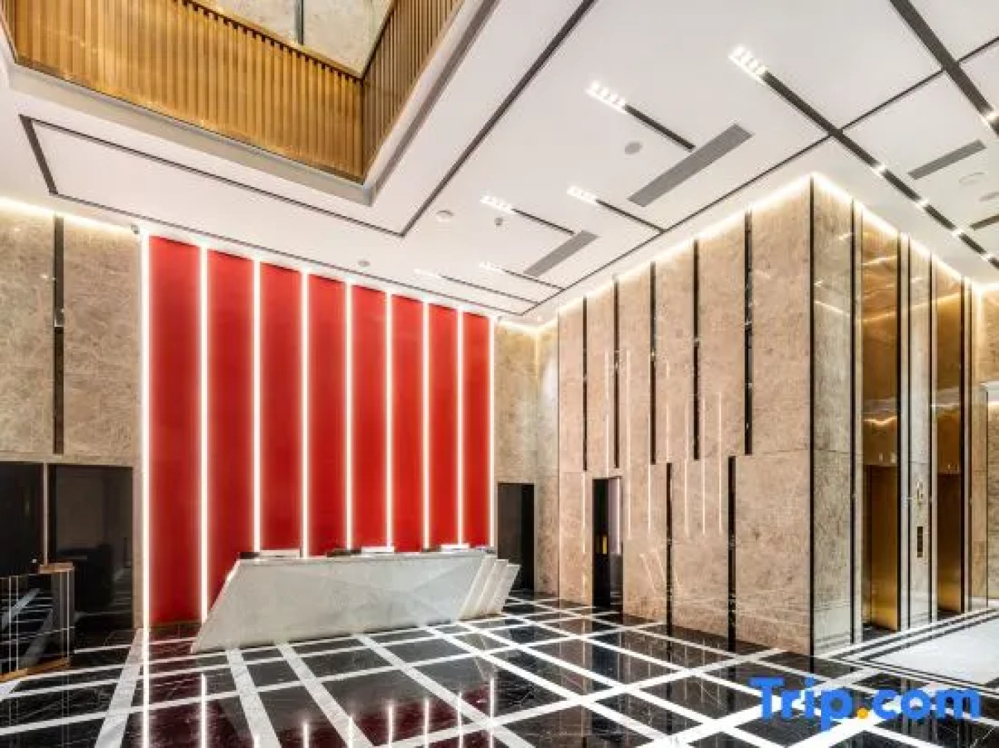 Marina Phantom Apartment Hotel