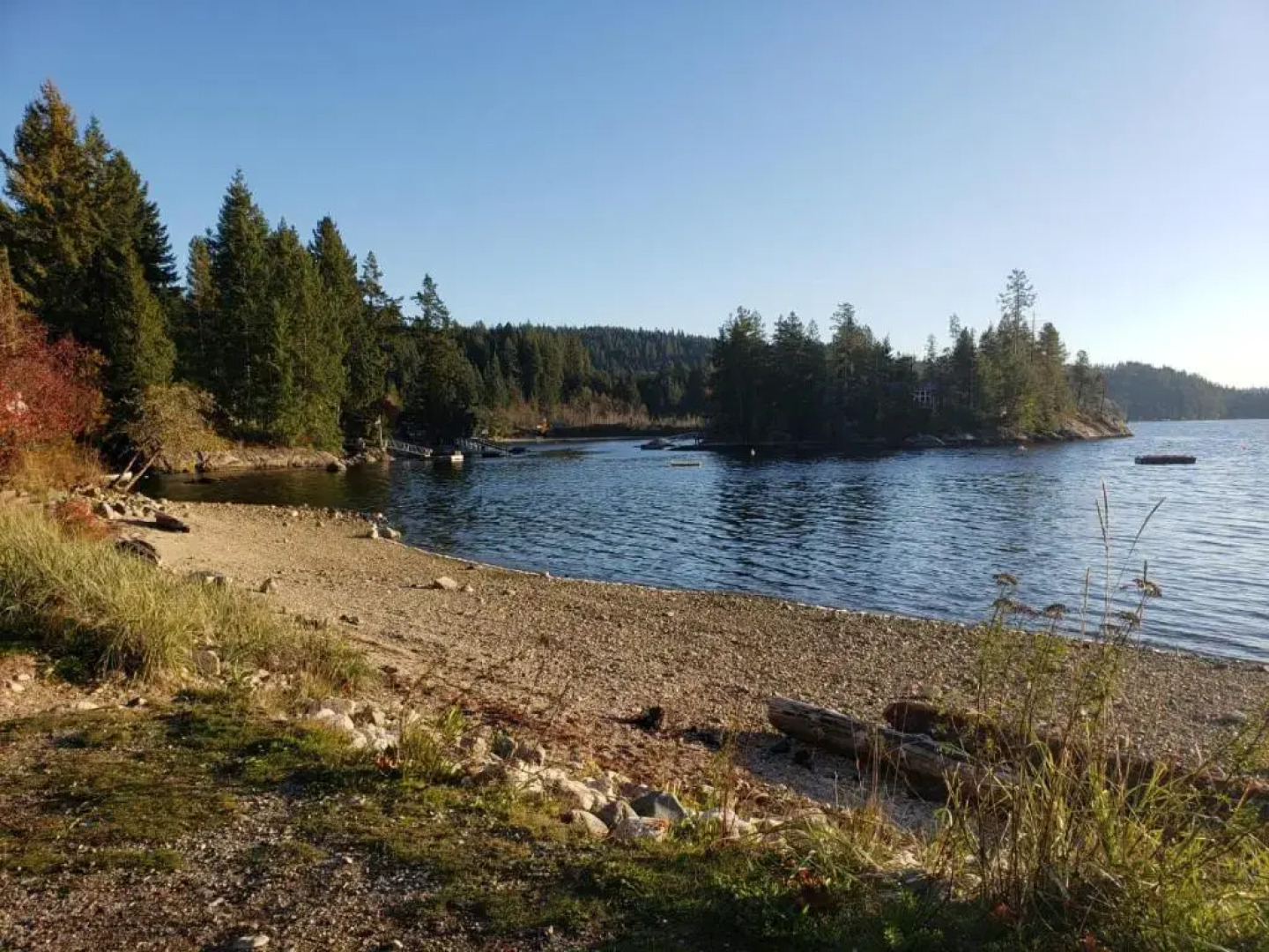 Cedar Creek Cottage 4BR - Welcome to Your Private Oasis Steps from the Beach