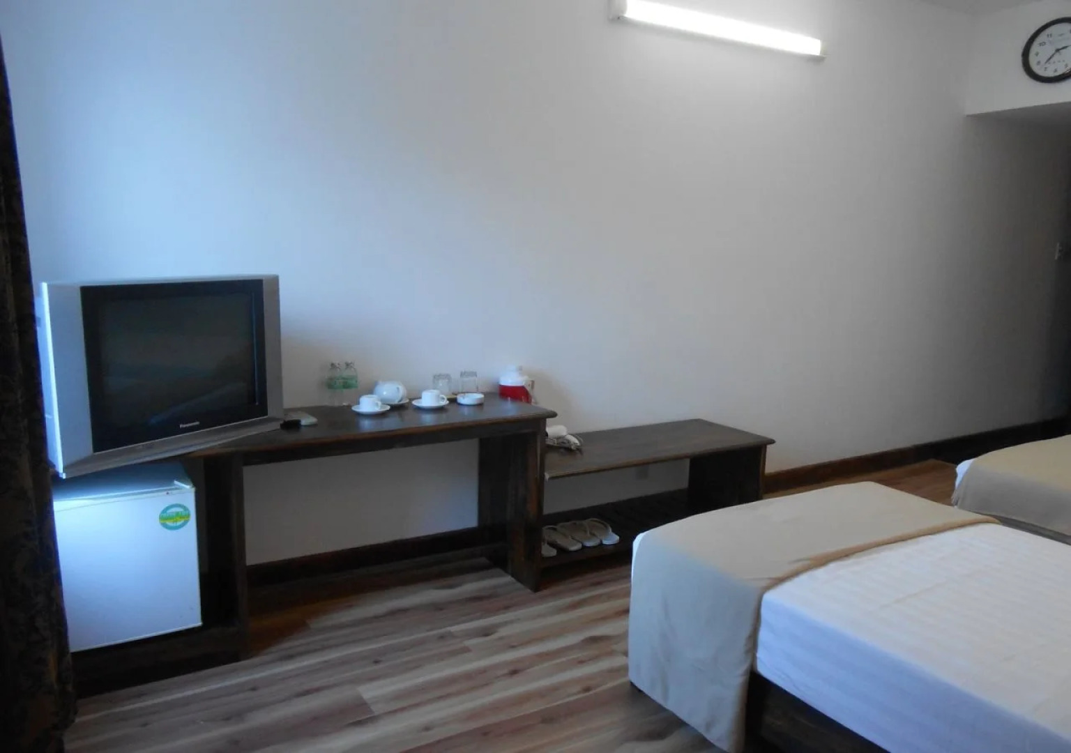 Yasaka Huong Sen Restaurant & Hotel