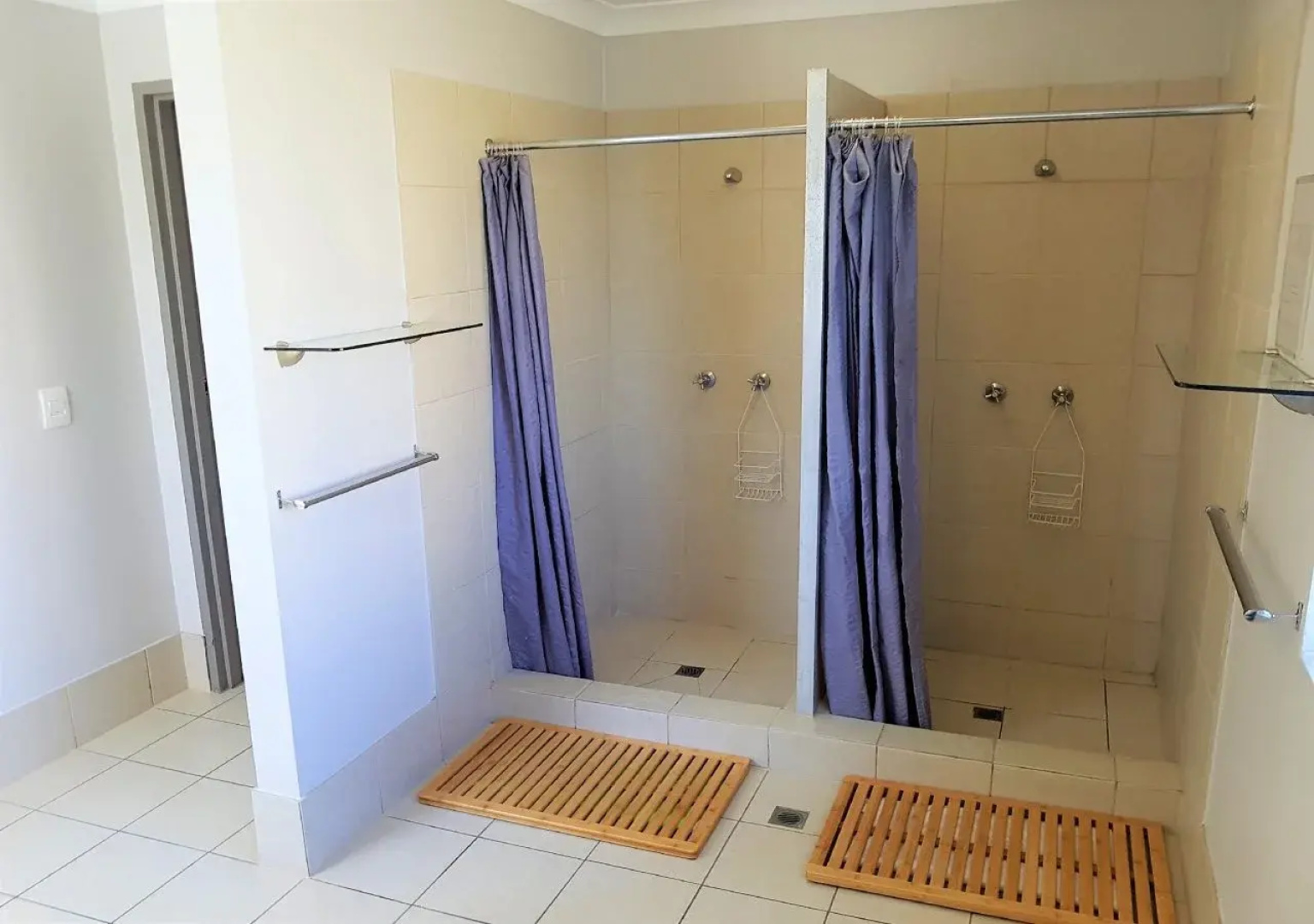 Aquarius Backpackers Gold Coast