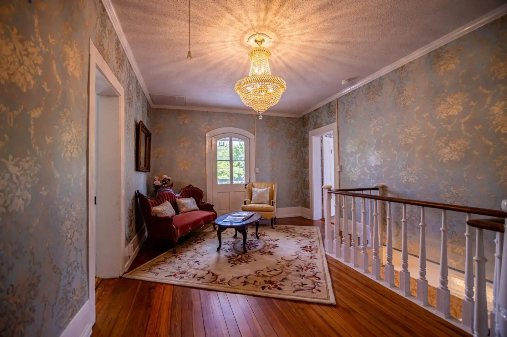 The Manor 1885 Altamont