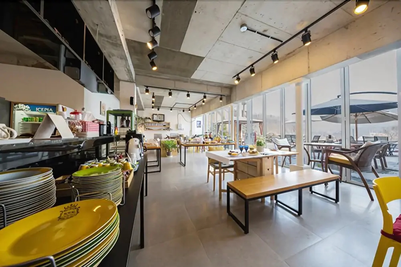 Hongcheon La Defense Pension