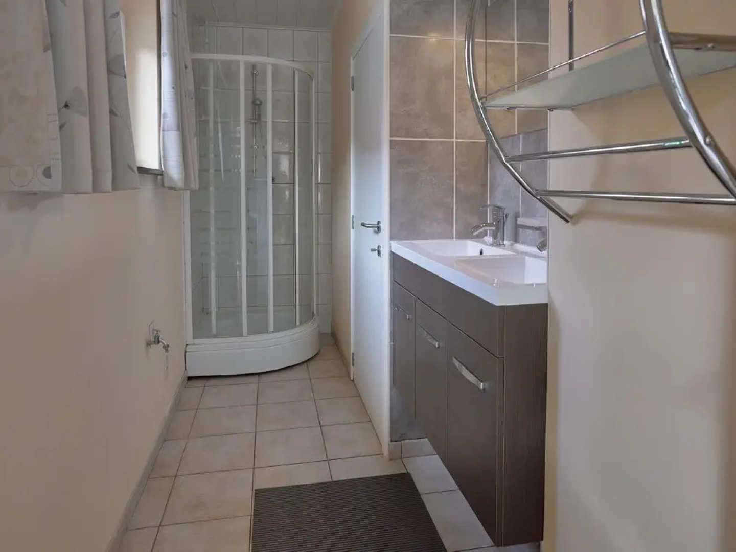 Modern Holiday Home with Private Garden in Borgloon