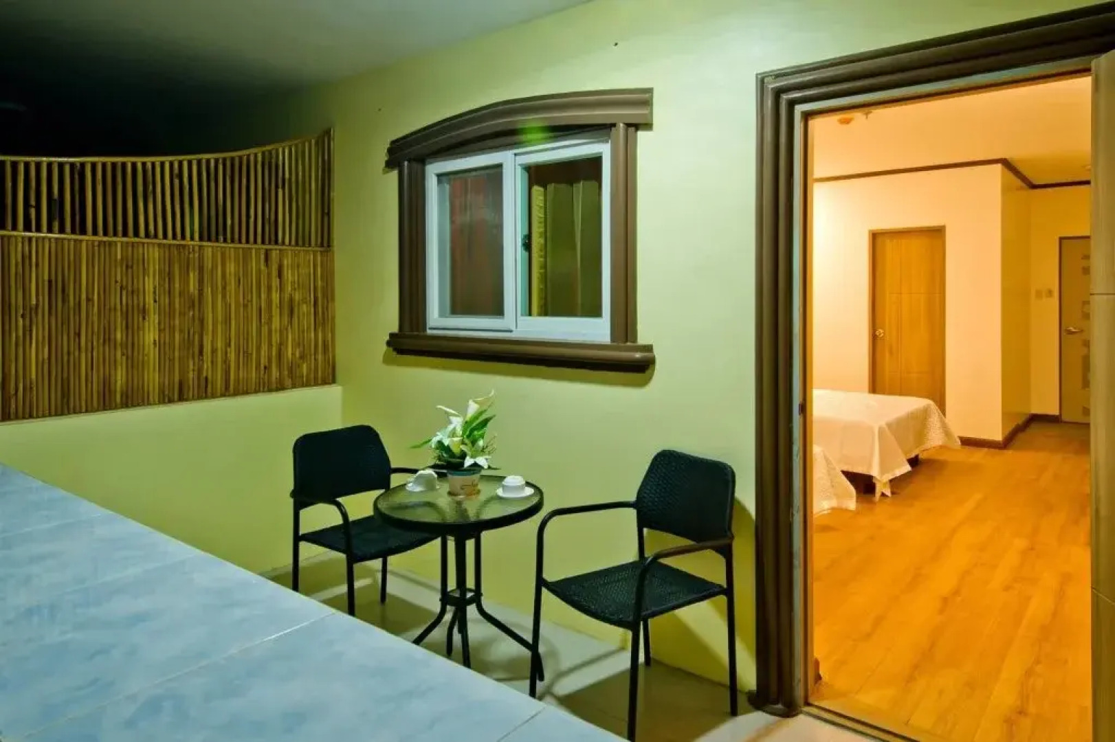 D' Galaxy Hotel & Restaurant